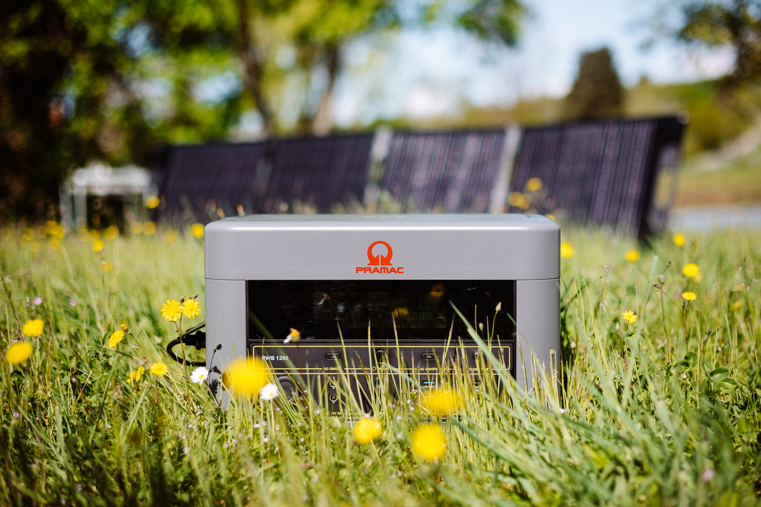 Solar Panel Power Station - 200W - Image 5